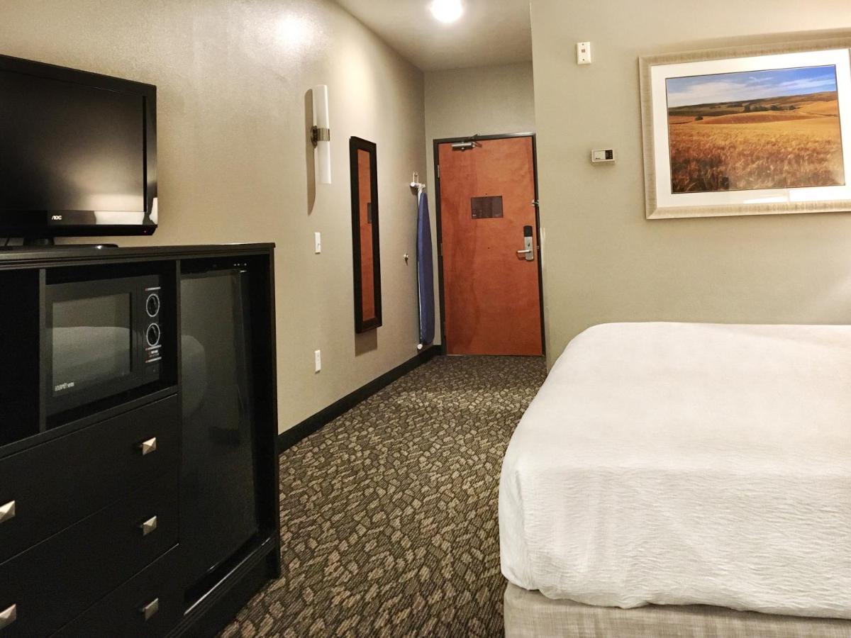 Best Western Wheatland Inn Colfax Экстерьер фото